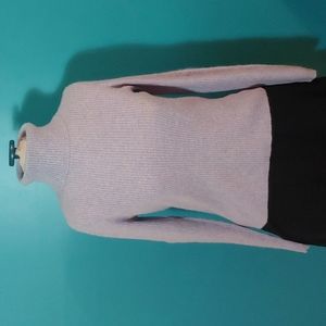 Lavendar cashmere turtleneck